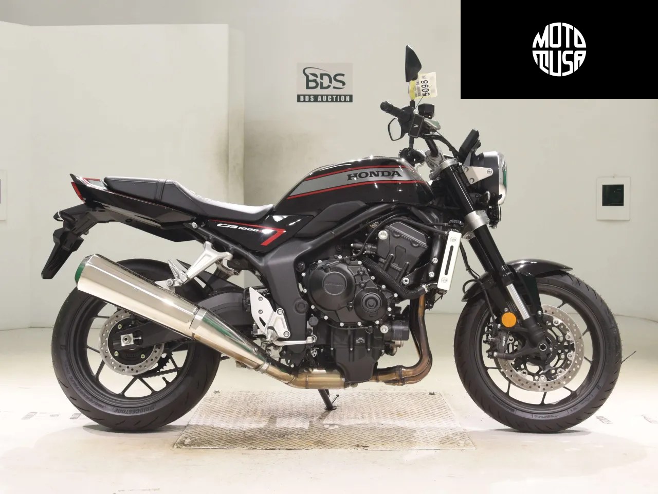 Honda CB 1000F - фото 1