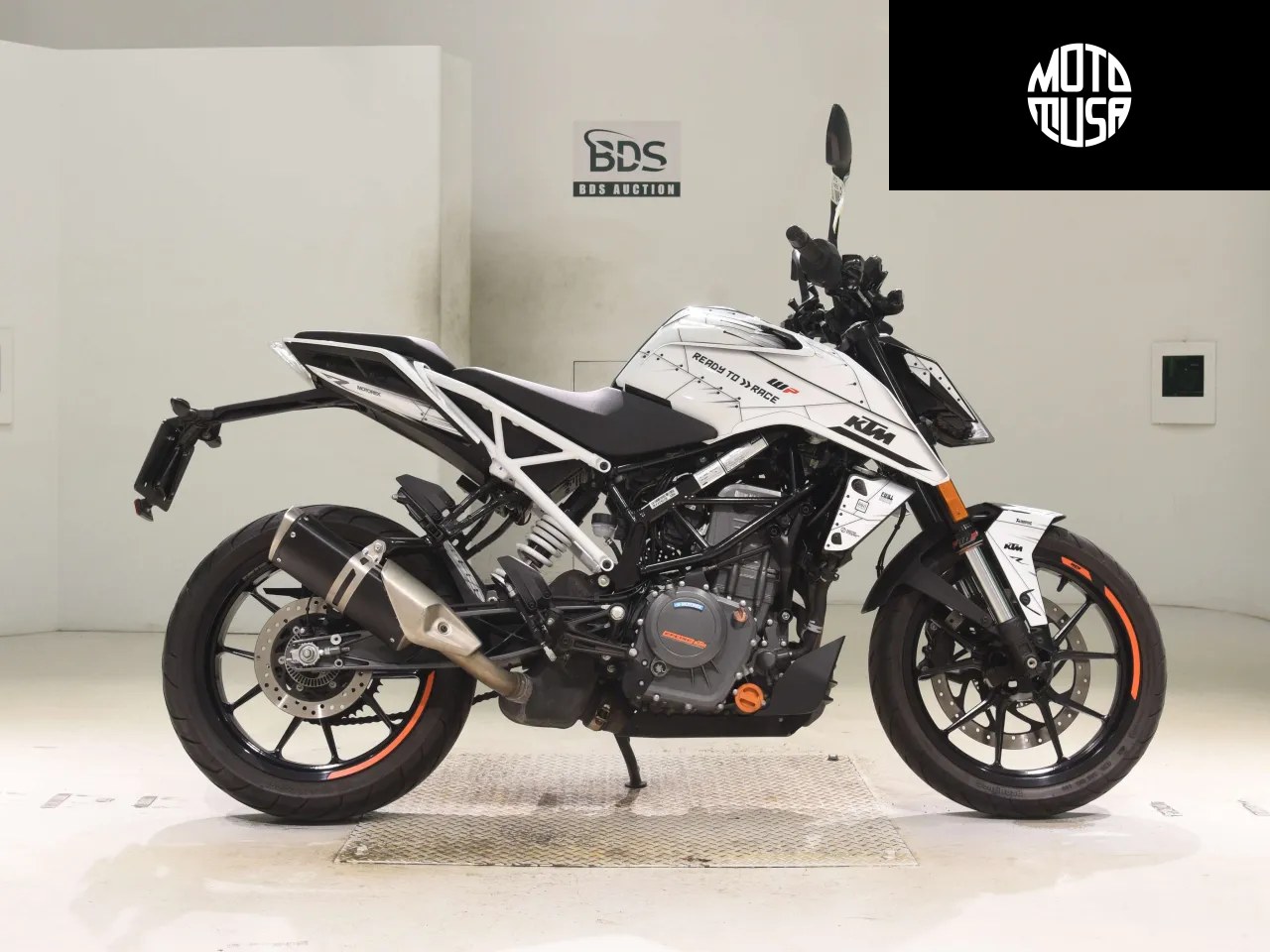 KTM 390 Duke - фото 1
