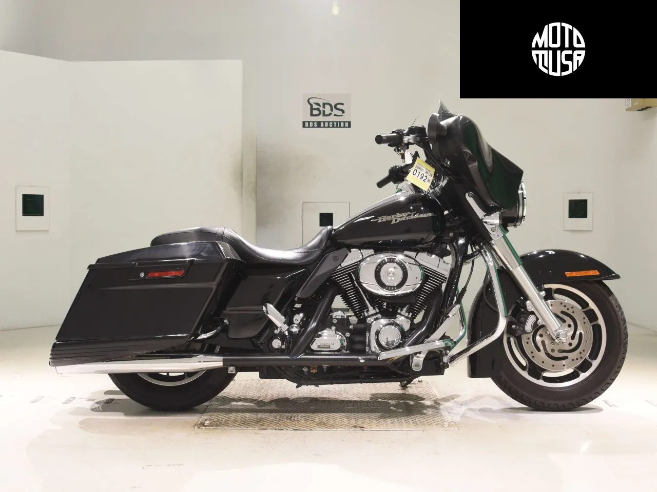 Harley Davidson Street Glide FLHX 1580 (FLHX1580) - фото 1