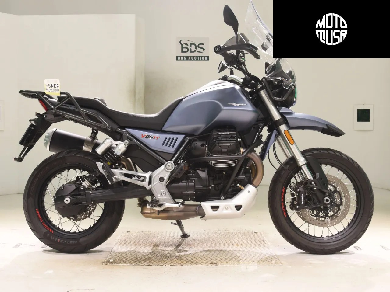 Moto Guzzi V85 TT - фото 1