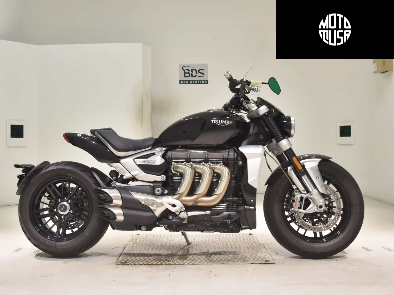 Triumph Rocket 3 R (ROCKET III R) - фото 1