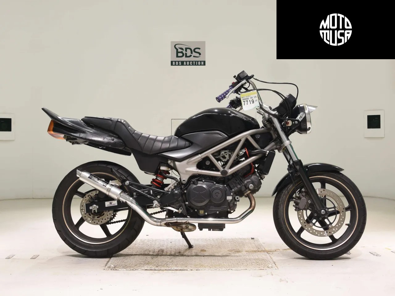 Honda VTR 250 (VTR250-2) - фото 1