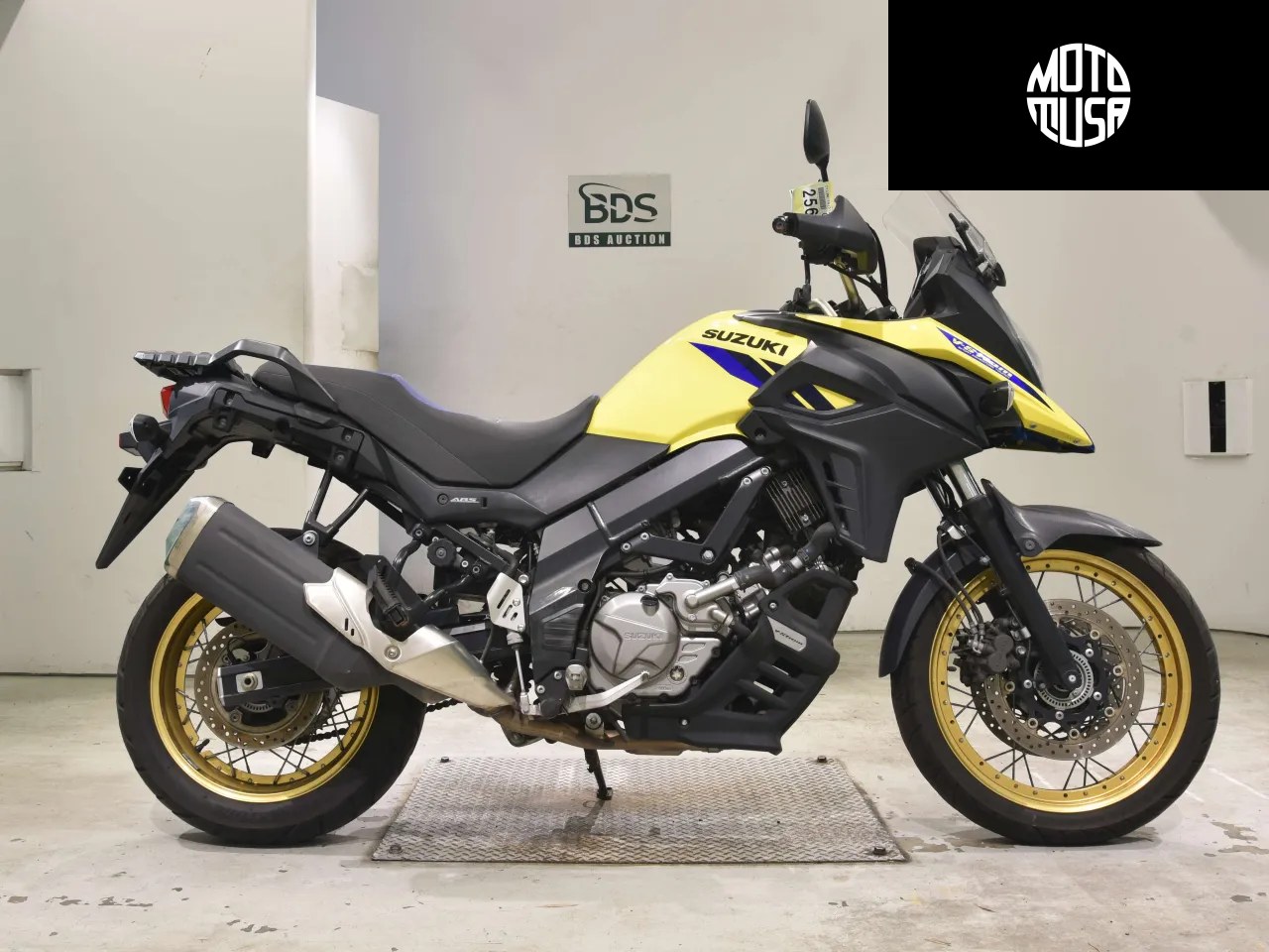Suzuki V-Storm 650XTA - фото 1
