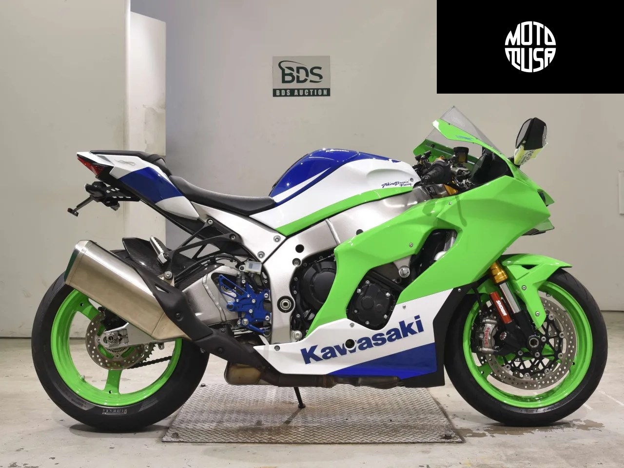 Kawasaki Ninja ZX-10R (ZX-10RA) - фото 1
