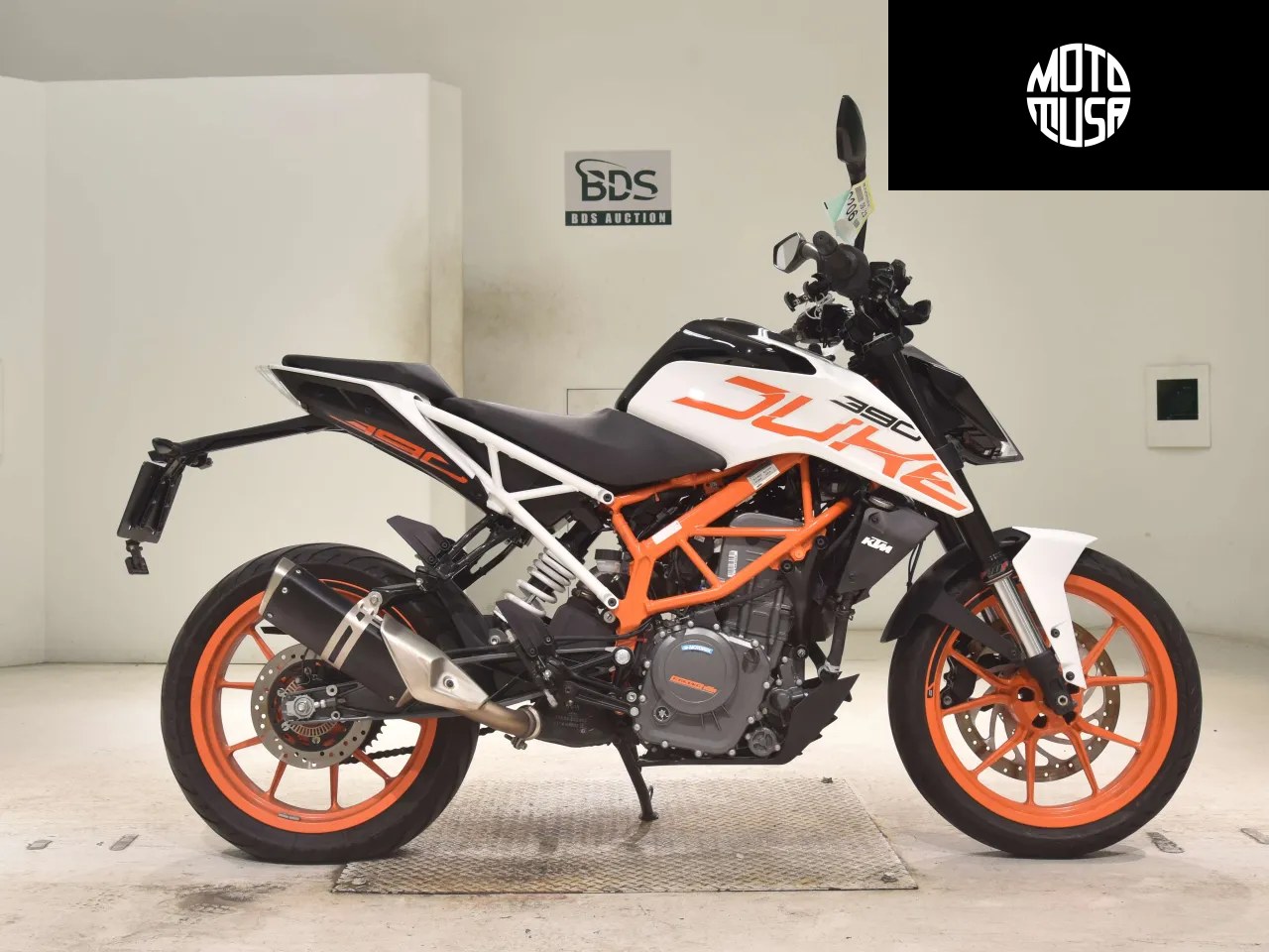 KTM 390 Duke - фото 1