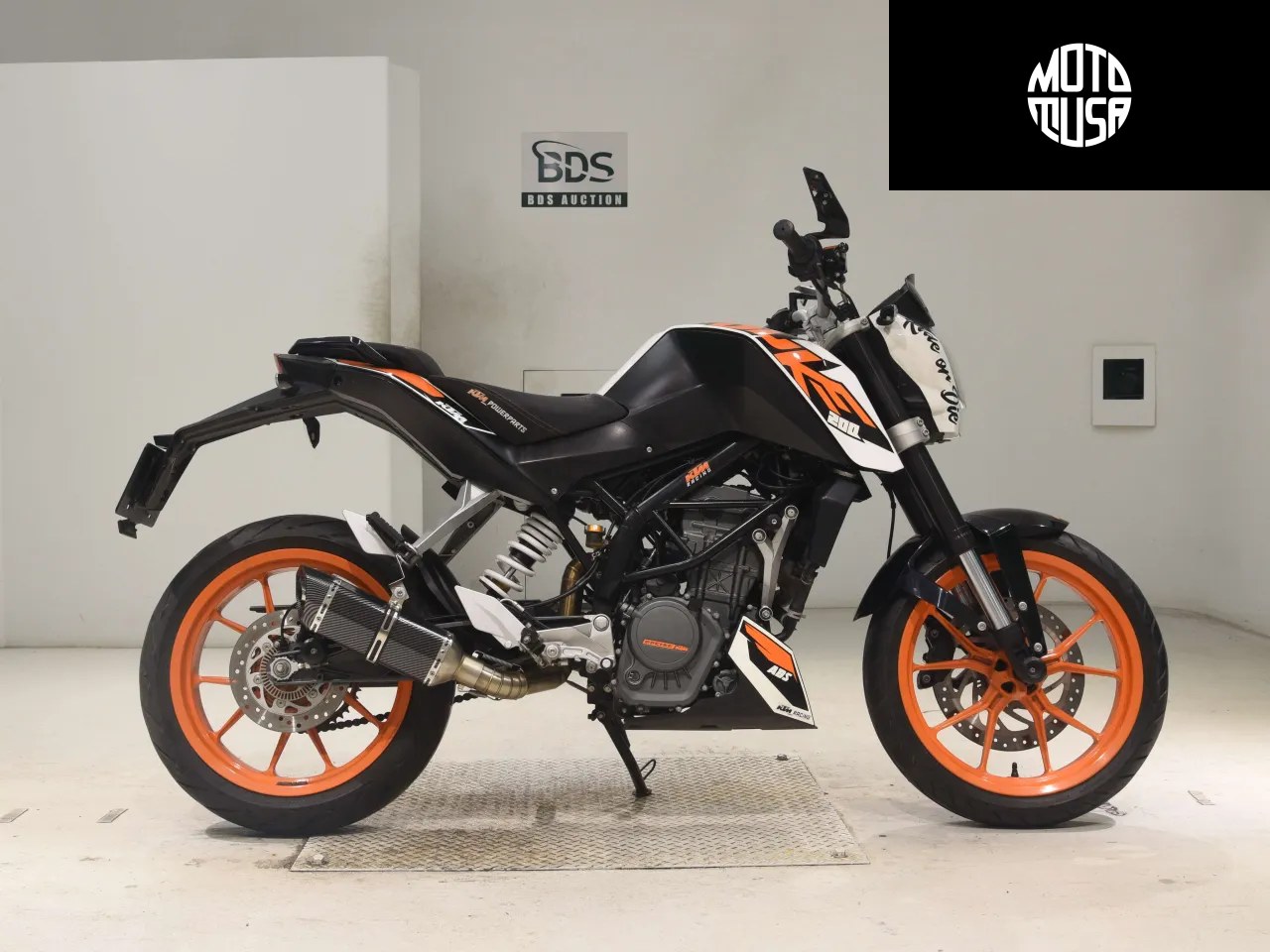 KTM 200 Duke - фото 1