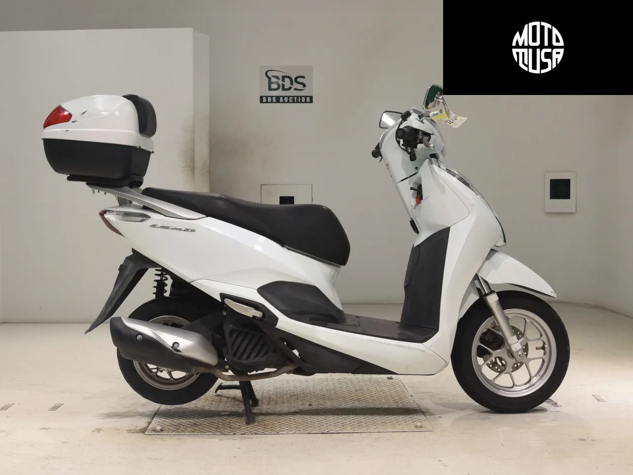 Honda Lead 125 - фото 1
