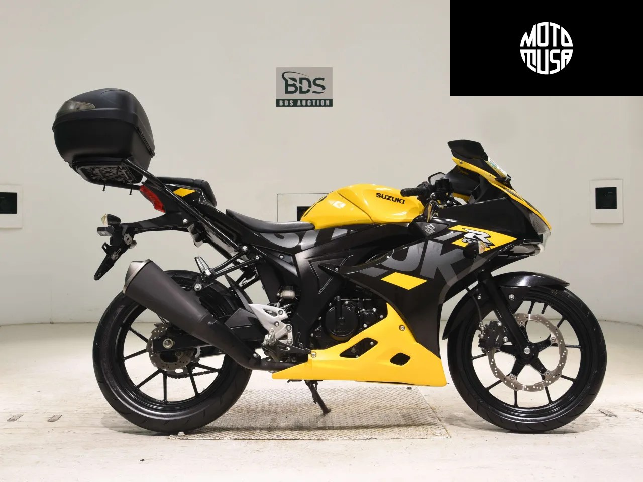 Suzuki GSX-R 150 - фото 1