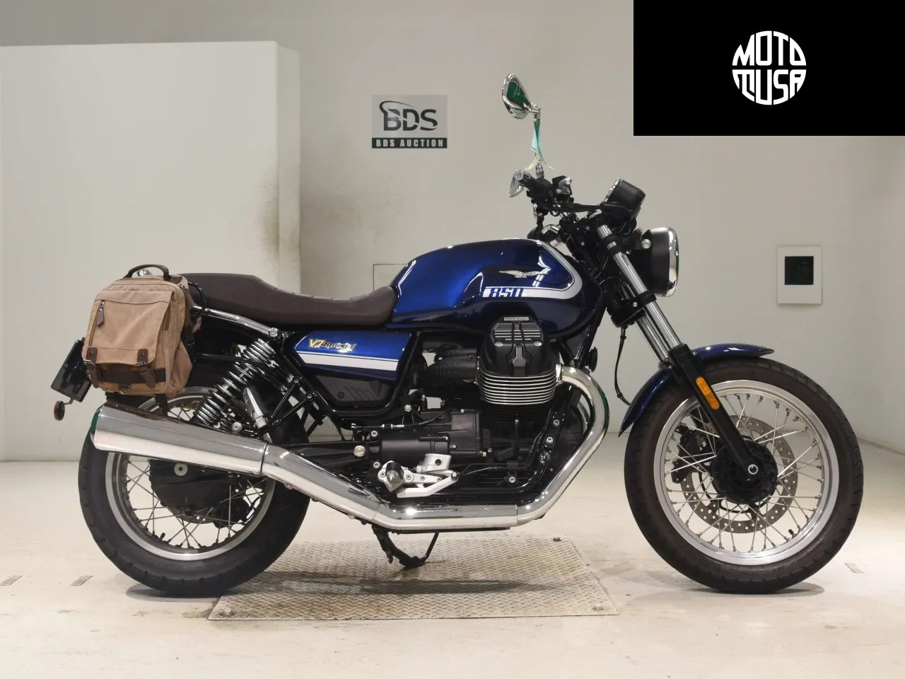 Moto Guzzi V7 Special - фото 1