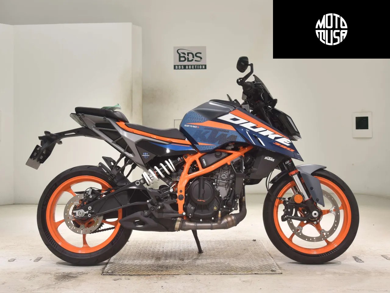 KTM 390 Duke - фото 1
