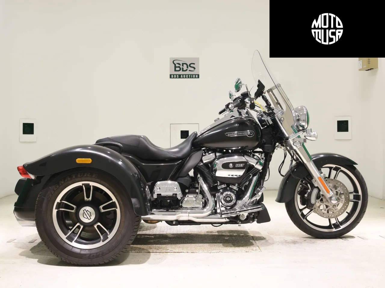 Harley Davidson Freewheeler FLRT 1750 (FLRT1750) - фото 1
