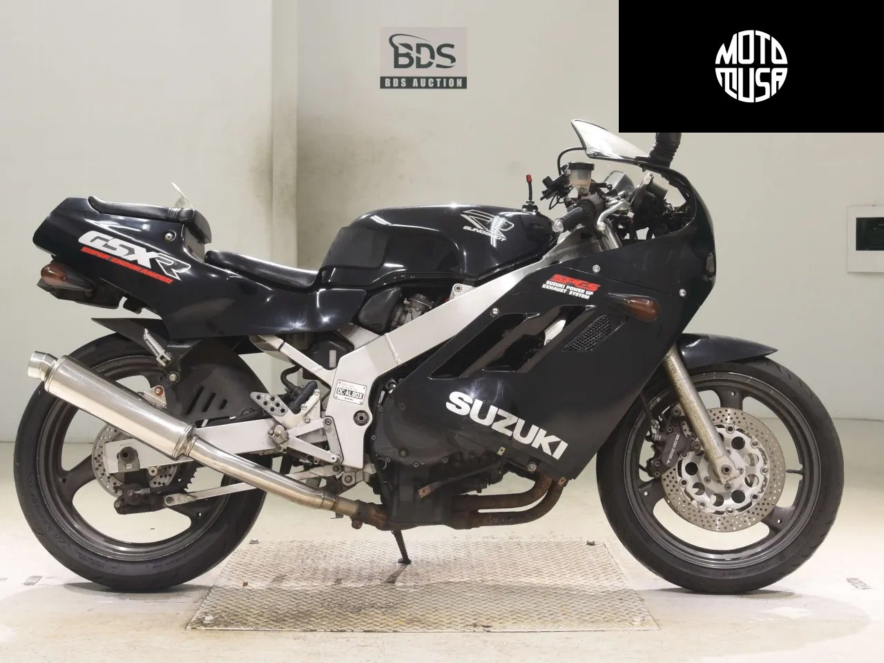 Suzuki GSX-R 400 (GSX-R400-2) - фото 1