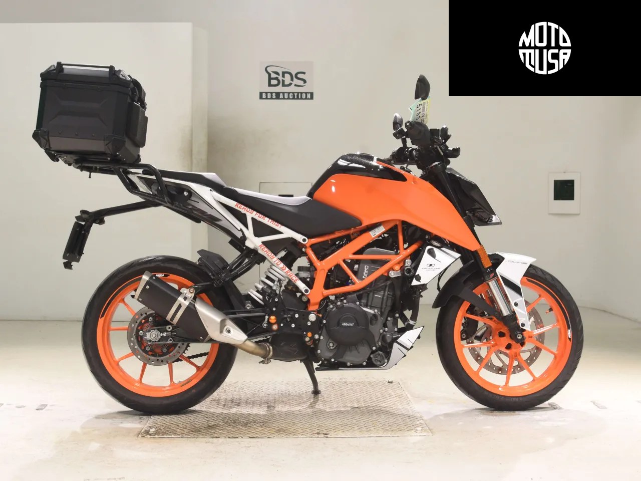 KTM 390 Duke - фото 1