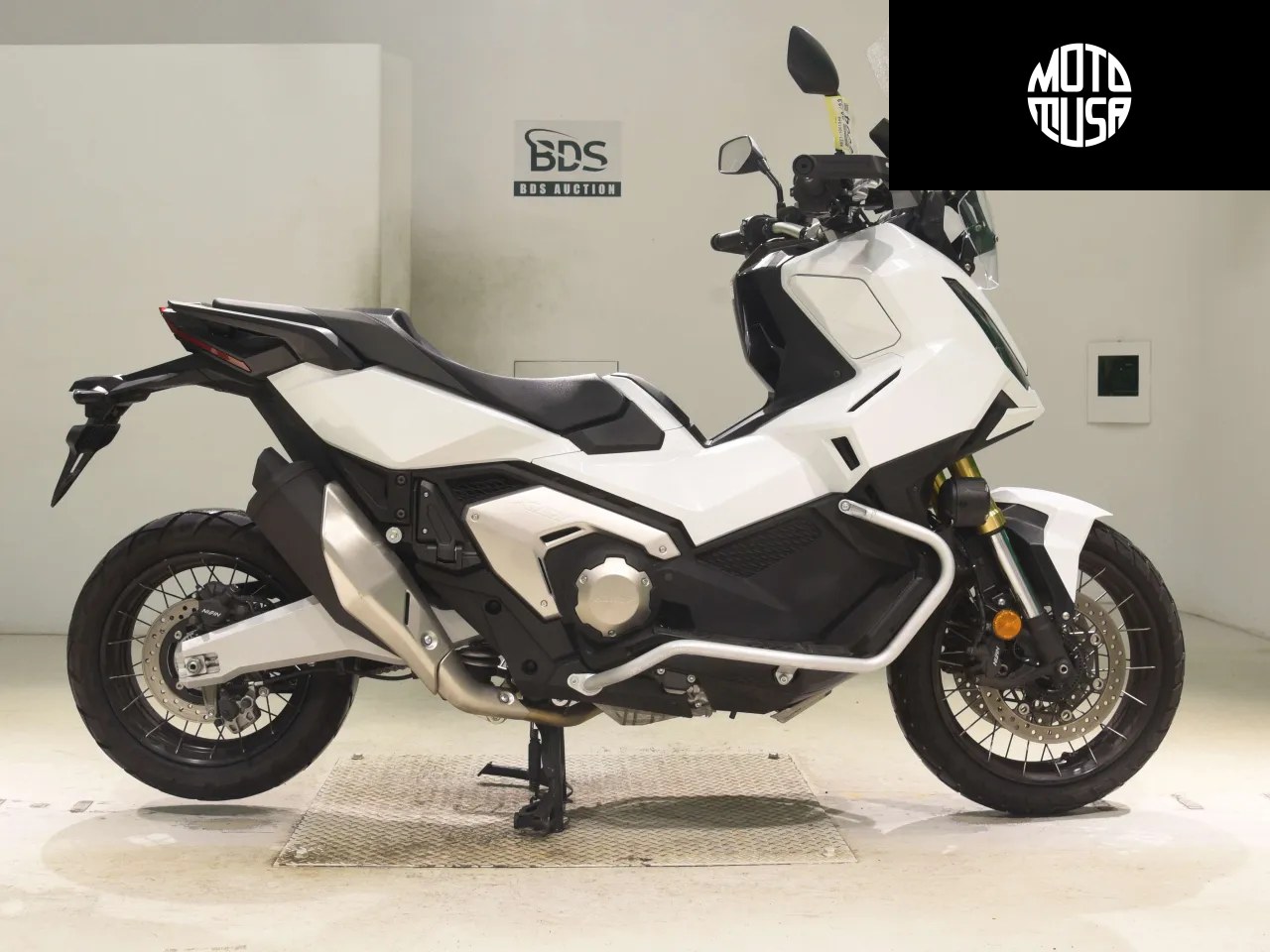 Honda X-ADV (X-ADV750-2) - фото 1
