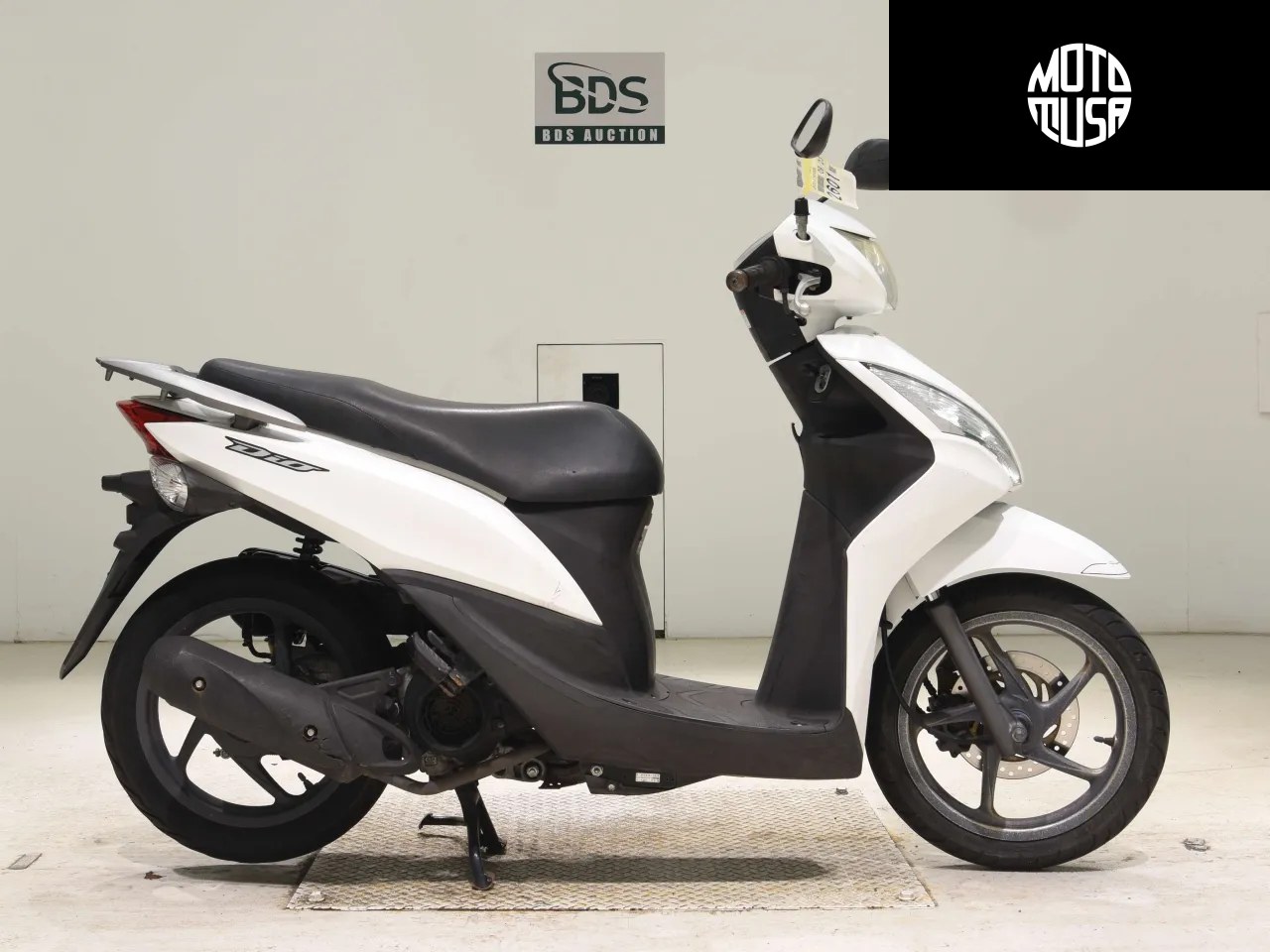 Honda Dio 110 - фото 1