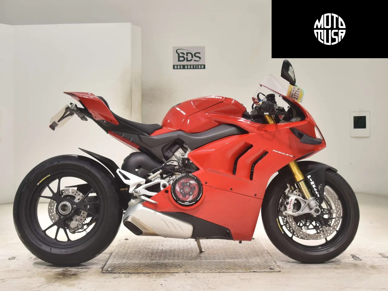Ducati Panigale V4S - фото 1
