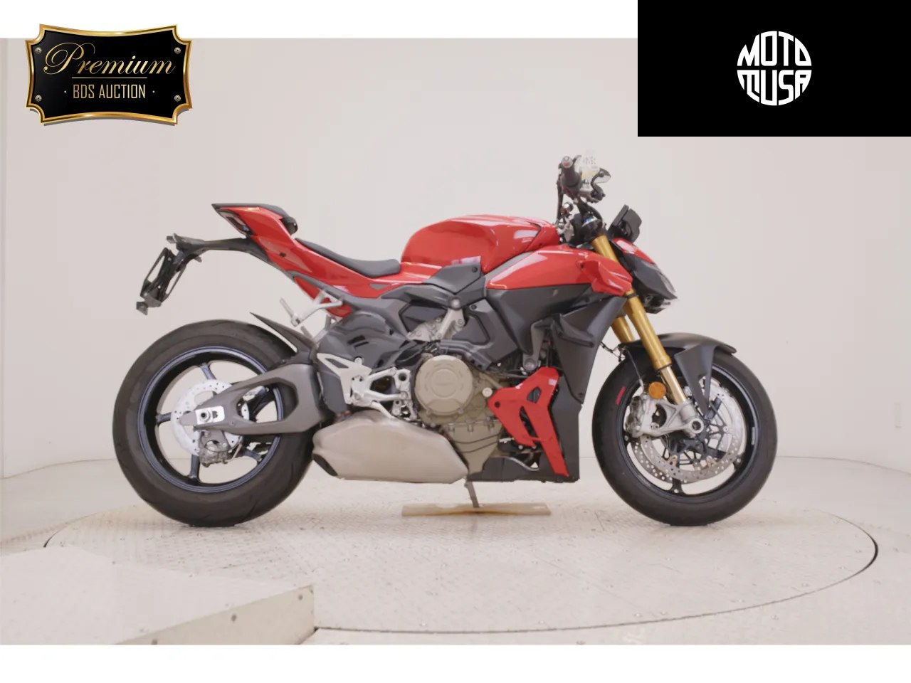 Ducati Streetfighter V4S - фото 1